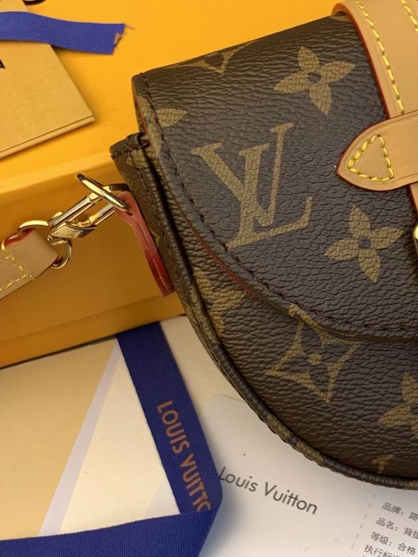 M46643 12.5X13X4cm YG (6)