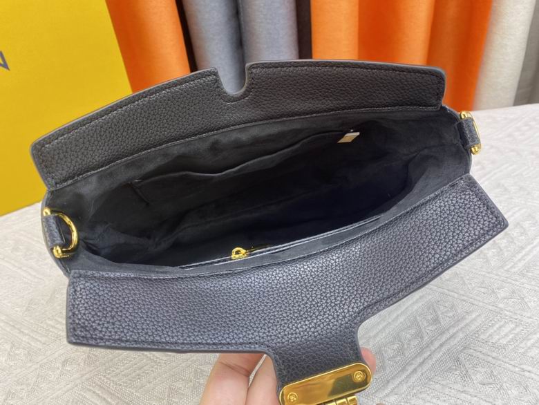 M46659 29X19X9cm YG 3色 (18)