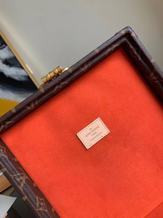 M4700SP 23X23X11cm QS 1 (3)