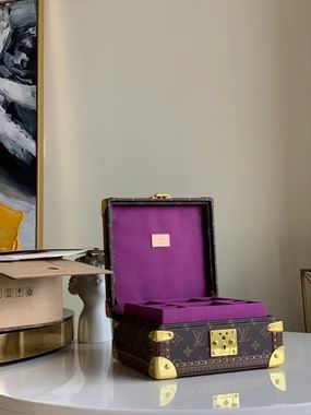 M4700SP 23X23X11cm QS 2 (3)