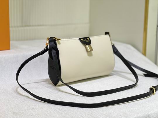 M47123 21x13cm ss (12)