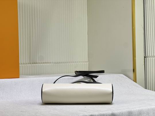 M47123 21x13cm ss (17)