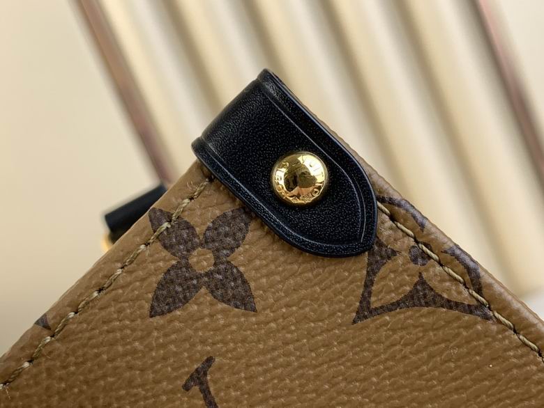 M47199 25X19X11.5cm YG 4