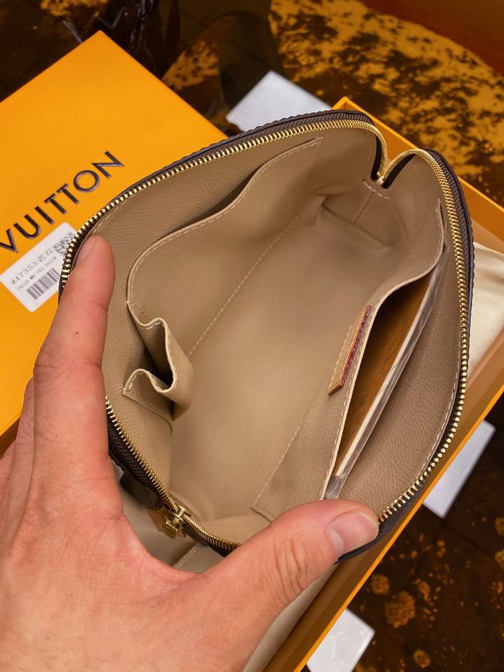 M47353 22.5x5.5x15.5cm gf (9)