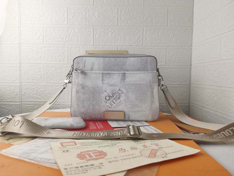 M50068 25X18X4cm YG (1)