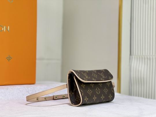 M51855 17x10.5x4cm cs (2)