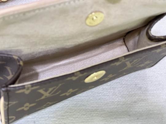 M51855 17x10.5x4cm cs (9)