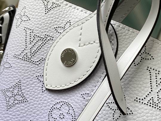 M57858 23x21x13 cm gf (14)