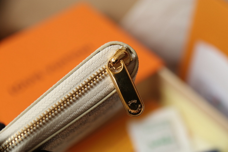 M60067 11X8X2cm XM 4 (4)