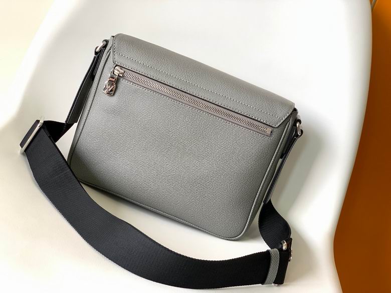 M60831 26X20X7cm WP (3)