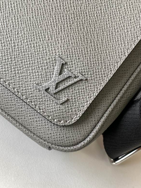 M60831 26X20X7cm WP (5)