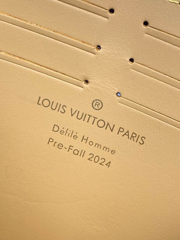 M61692 27X21X6cm YG 4