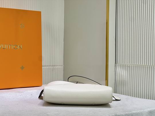 M67692 M80504 25x20x5cm cs (14)