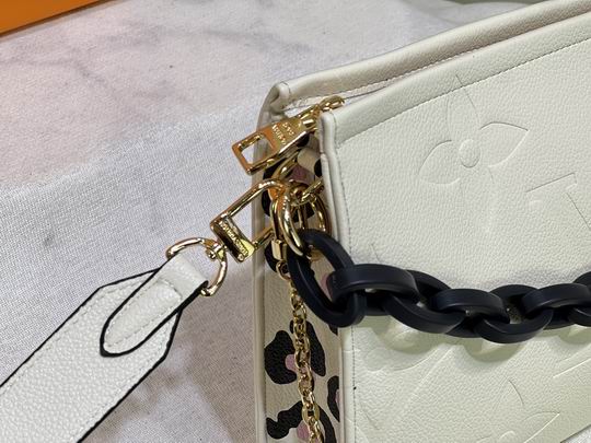 M67692 M80504 25x20x5cm cs (18)