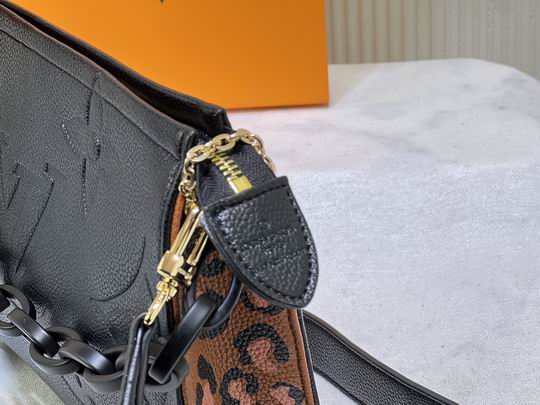 M67692 M80504 25x20x5cm cs (7)