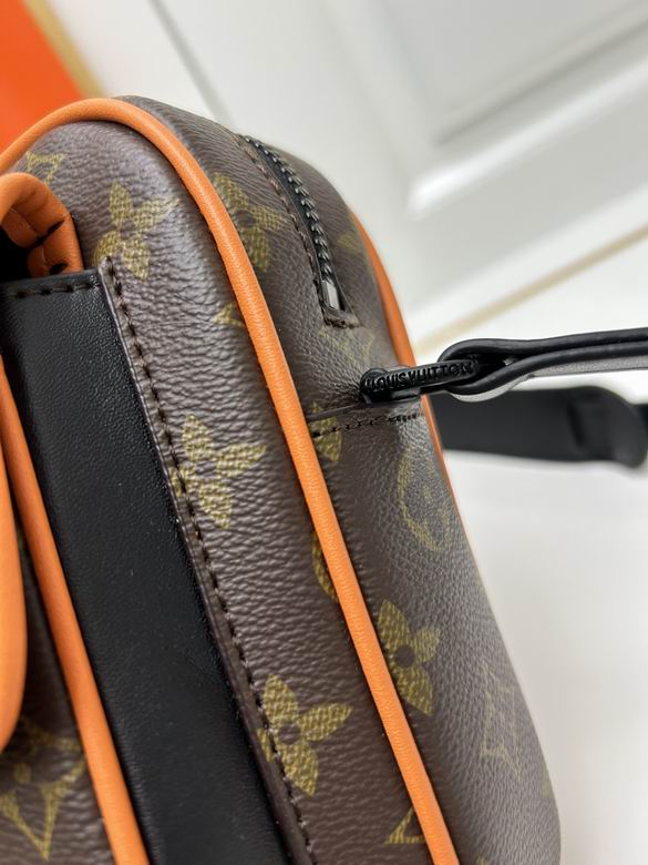 M69404 15X17X8cm XMY 2色 14