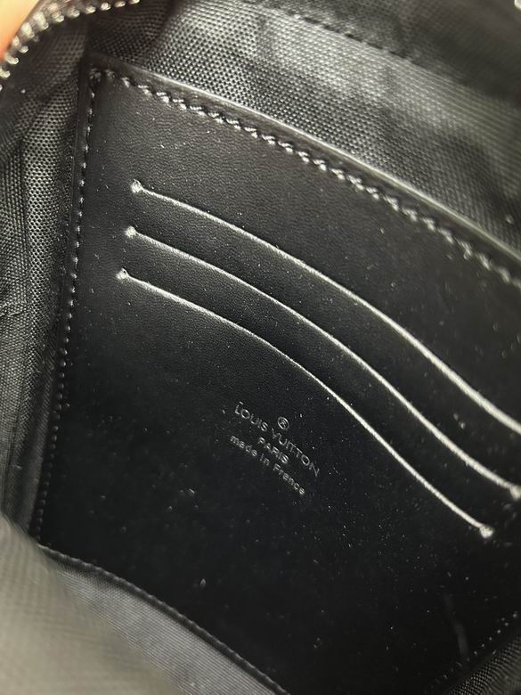 M69404 15X17X8cm XMY 2色 17