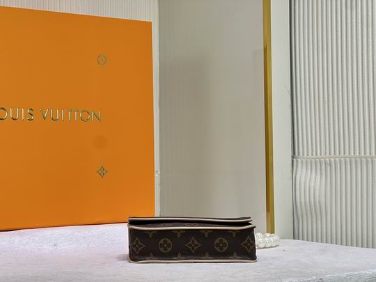 M8027 20x12cm cs (5)