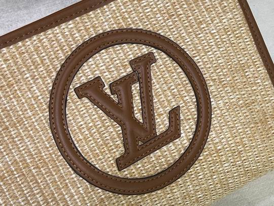 M81366 26x20x5cm cs (17)