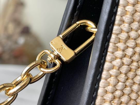 M81366 9.8x7.9x2.2cm gf (7)