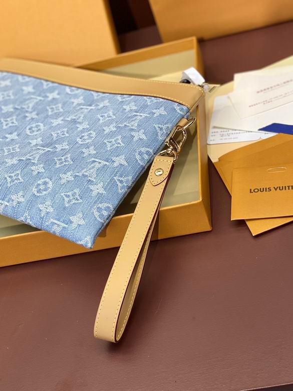 M81569 30X21.5X1cm YG 5