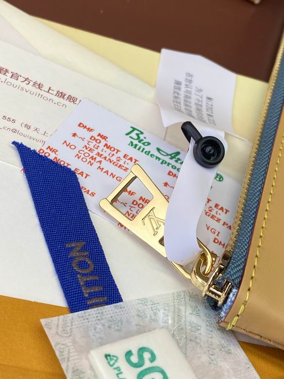 M81569 30X21.5X1cm YG 7