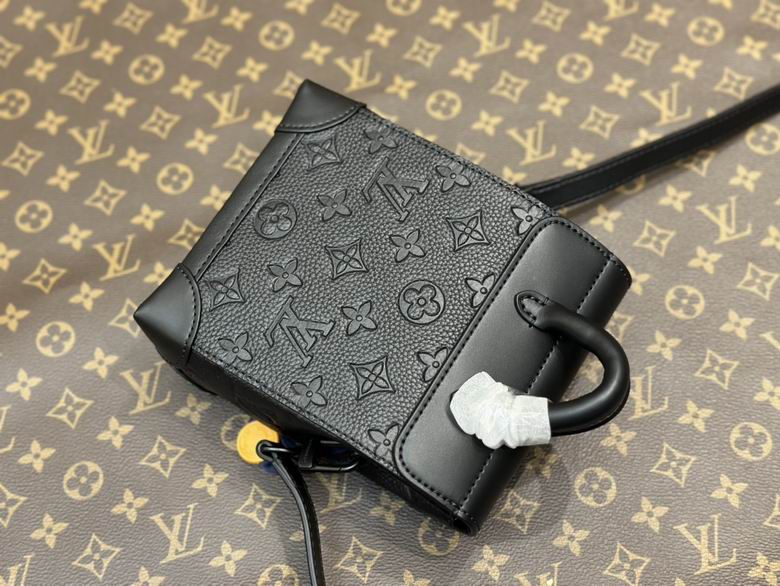 M82772 15X18X7cm XM (5)