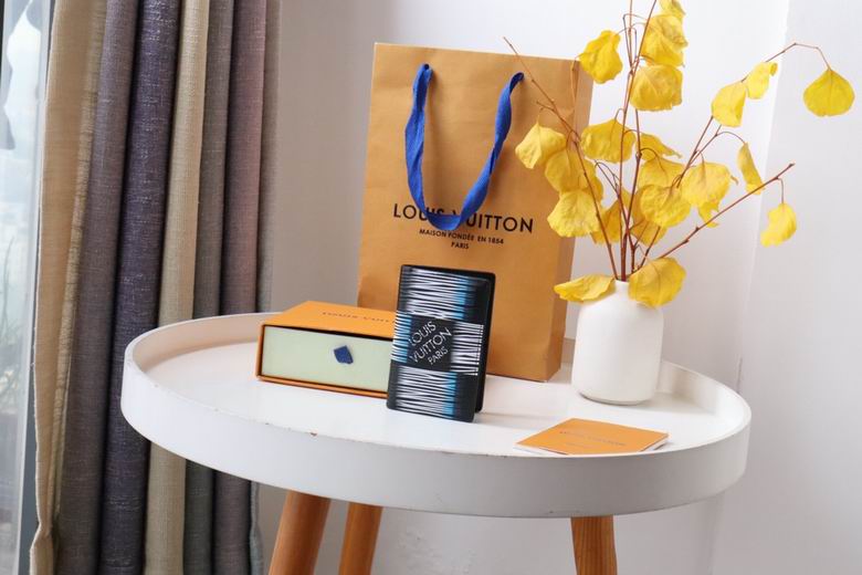 M82822 8X11X1cm XM (1)