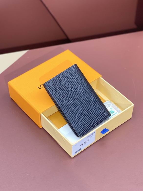 M83330 7.5X11.1X1cm YG 1