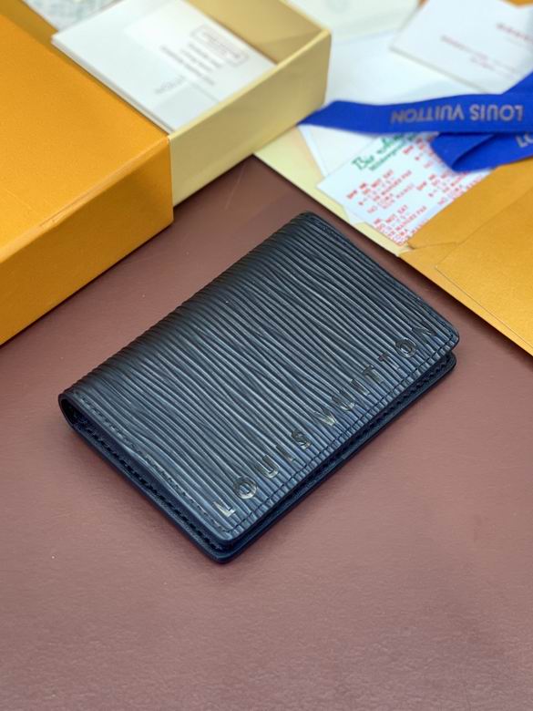 M83330 7.5X11.1X1cm YG 2