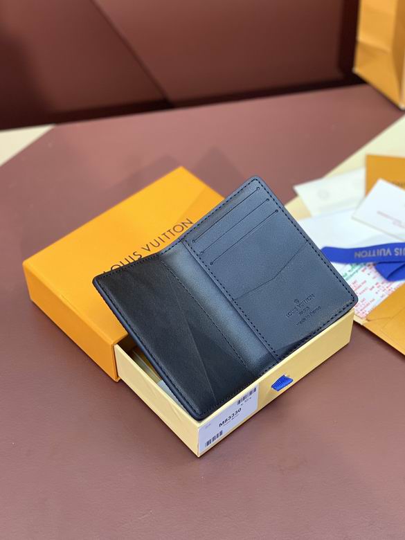 M83330 7.5X11.1X1cm YG 3