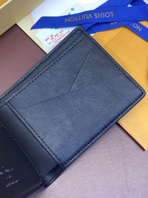 M83333 11.5X9X1.5cm YG 5