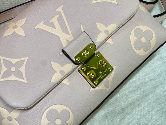 Madeleine BB M46008 24x17x8.5cm cs (9)