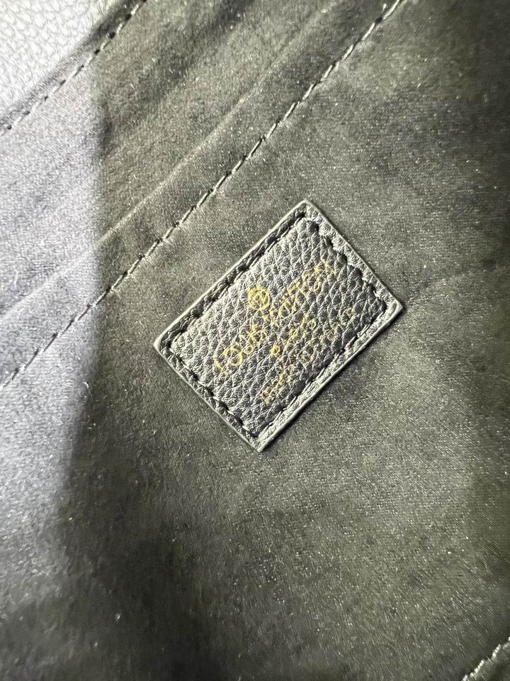 Madeleine M45976 30x19.5x11cm cs (9)