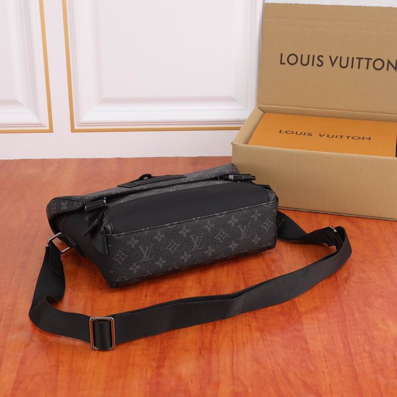 Messenger M40511 33x22.5x11cm ww (4)