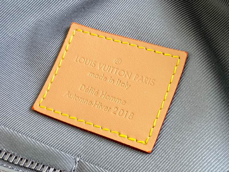 Messenger M43889 26x18x5 cm gf (9)