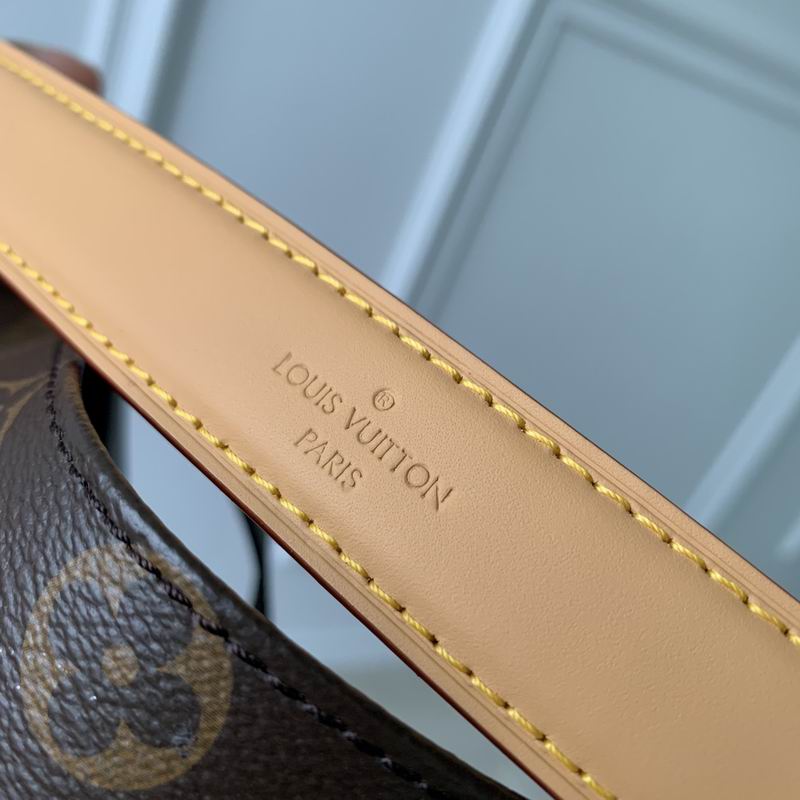 Metis M40781老花 32x36x14cm gf (8)