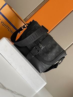 Monogram M45911 30X23X11cm WP (1)