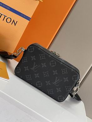 Monogram M80741 18.5X11X6.5cm WP (3)