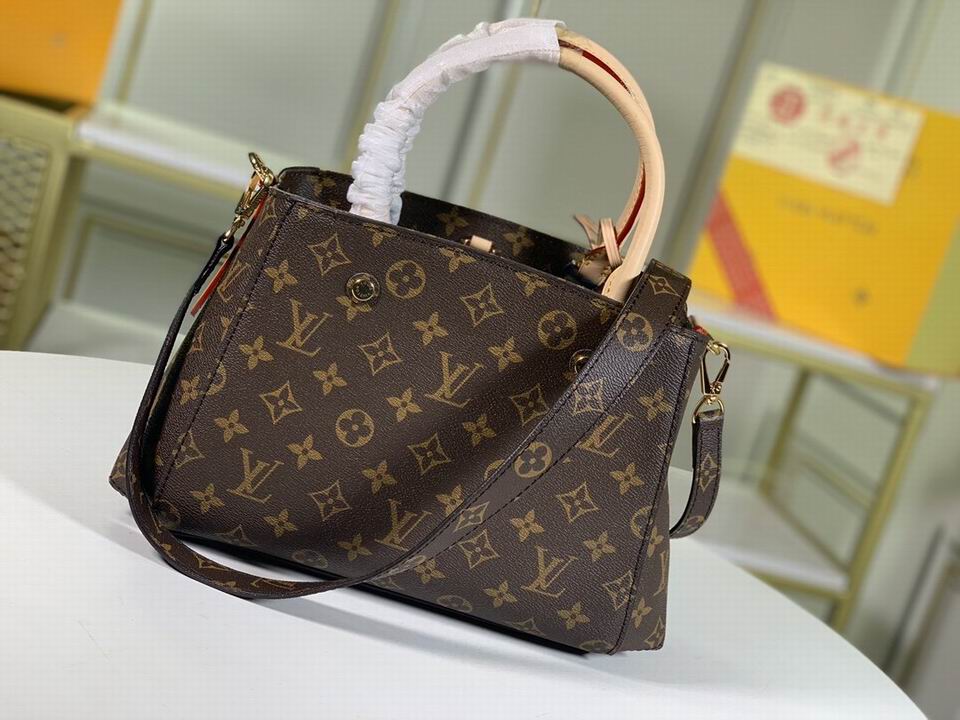 Montaigne M41055 29x20x13 bc (6)