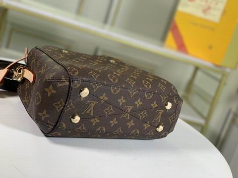 Montaigne M41056 33×23×15 bc (14)