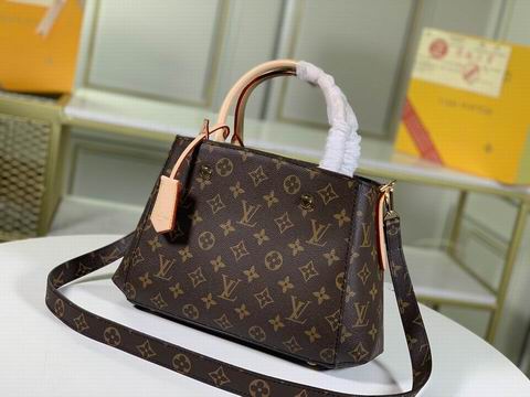 Montaigne M41056 33×23×15 bc (18)