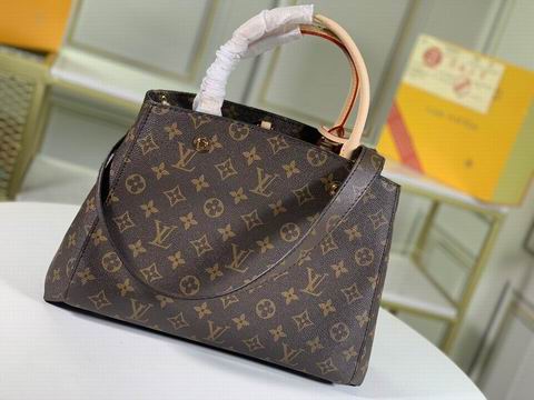 Montaigne M41056 33×23×15 bc (2)