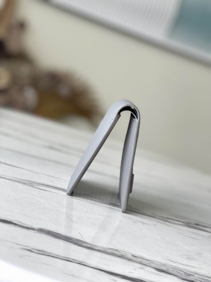 Multiple M81026 11.5x9x1.5 cm gf (3)