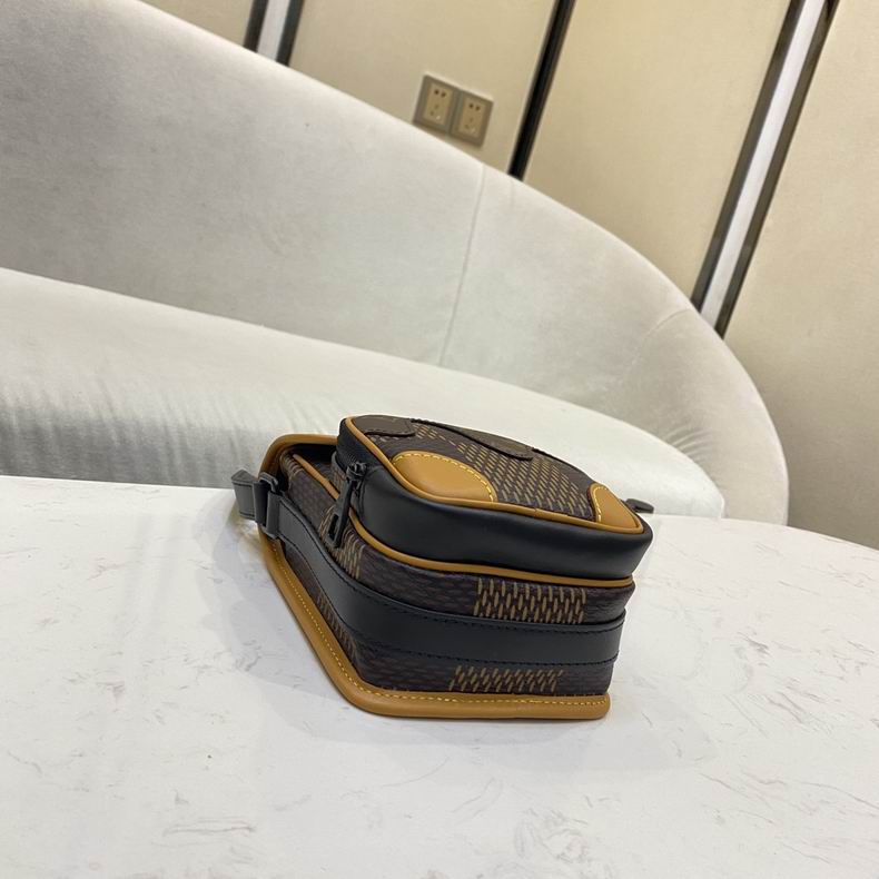 N40379 17x21x6 cm gf (4)