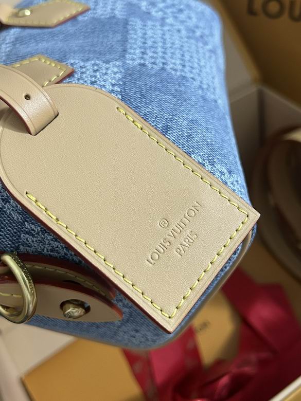 N40682 18X12X10cm YG 7