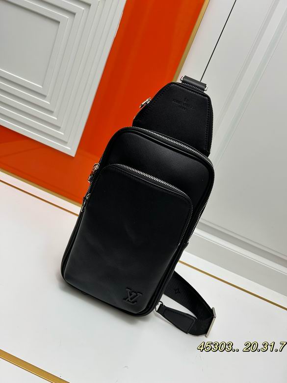 N45303 20X31X7cm XMY 9色 64