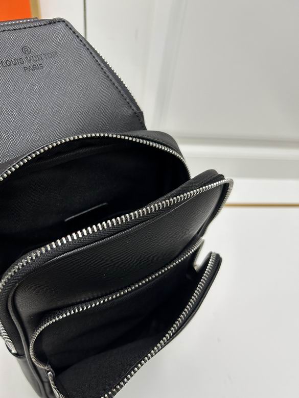 N45303 20X31X7cm XMY 9色 70