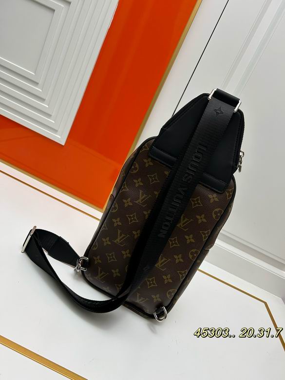 N45303 20X31X7cm XMY 9色 74