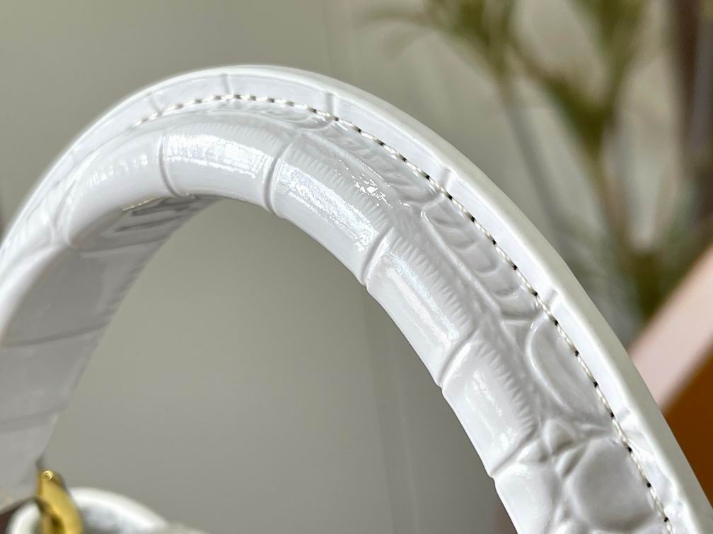 N92173复古白色鳄鱼纹27x18x9cm cs (6)